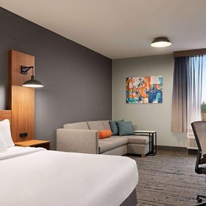 Executive King Suite Mobility Hearing Impaired Access or Non-Smoking